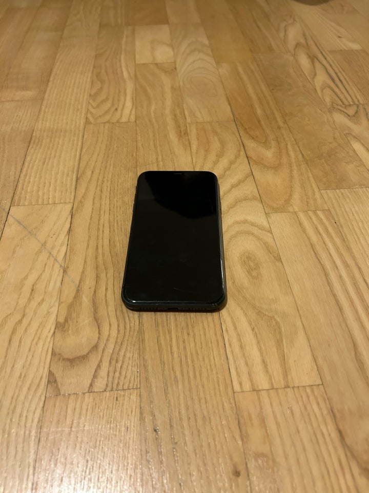 iPhone 11, 64 GB, sort