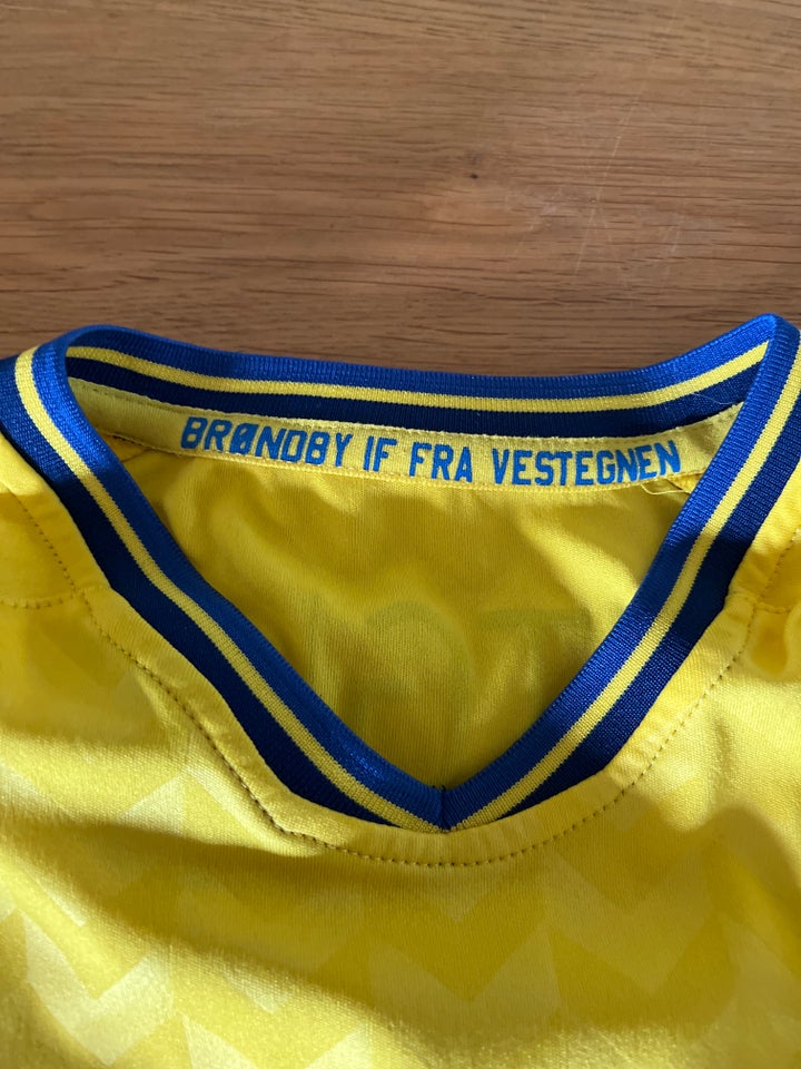 Sportstøj, Brøndby , Brøndby