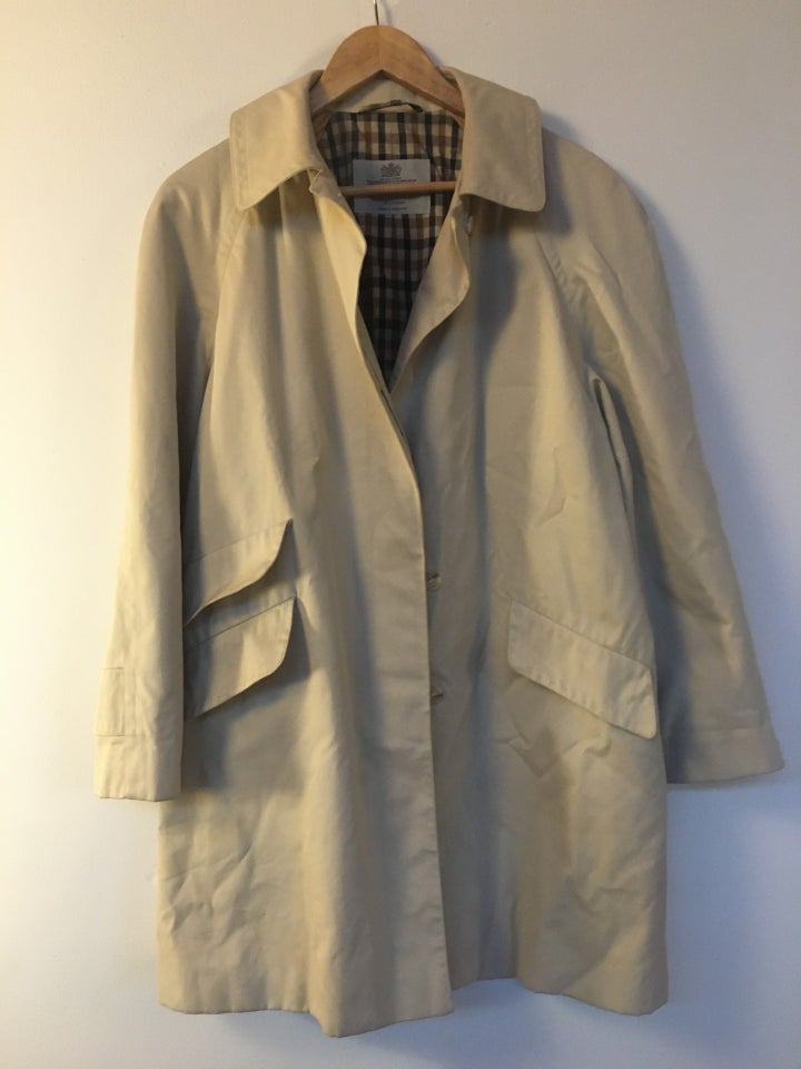 Trenchcoat, str. M, Aquascutum