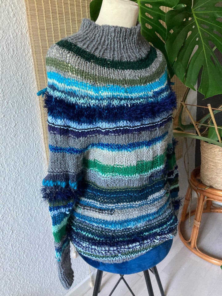 Sweater Inspireret af Lærke