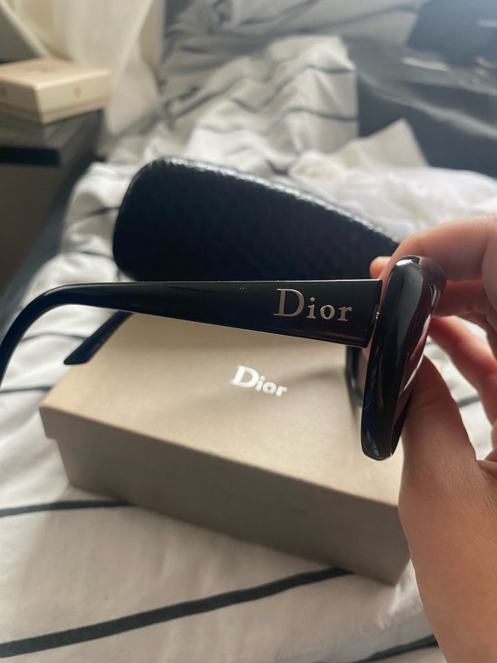 Solbriller dame, Dior