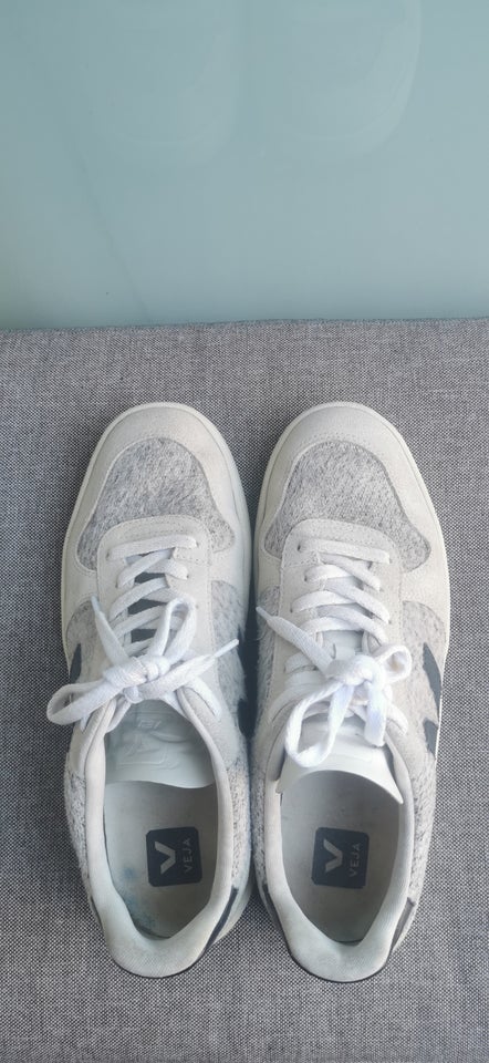 Sneakers Veja str 42