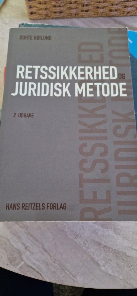 Retssikkerhed og juridisk metode,