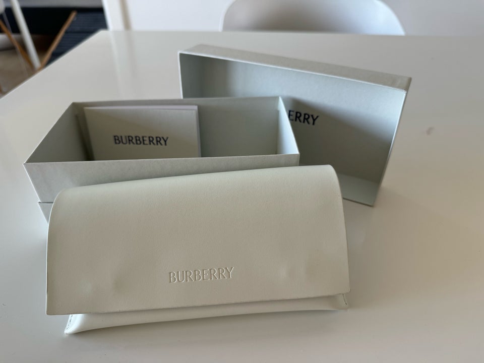 Solbriller dame Burberry