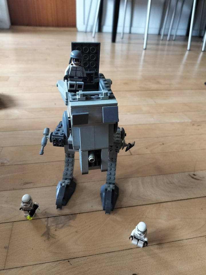 Lego Star Wars, AT-ST