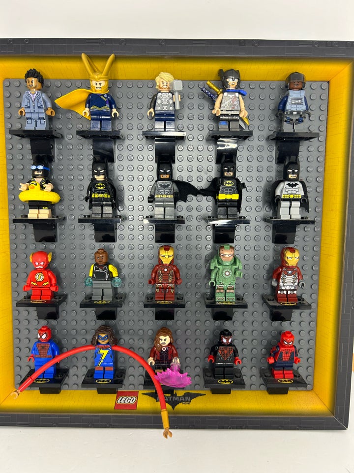 Lego Minifigures, Superhelte