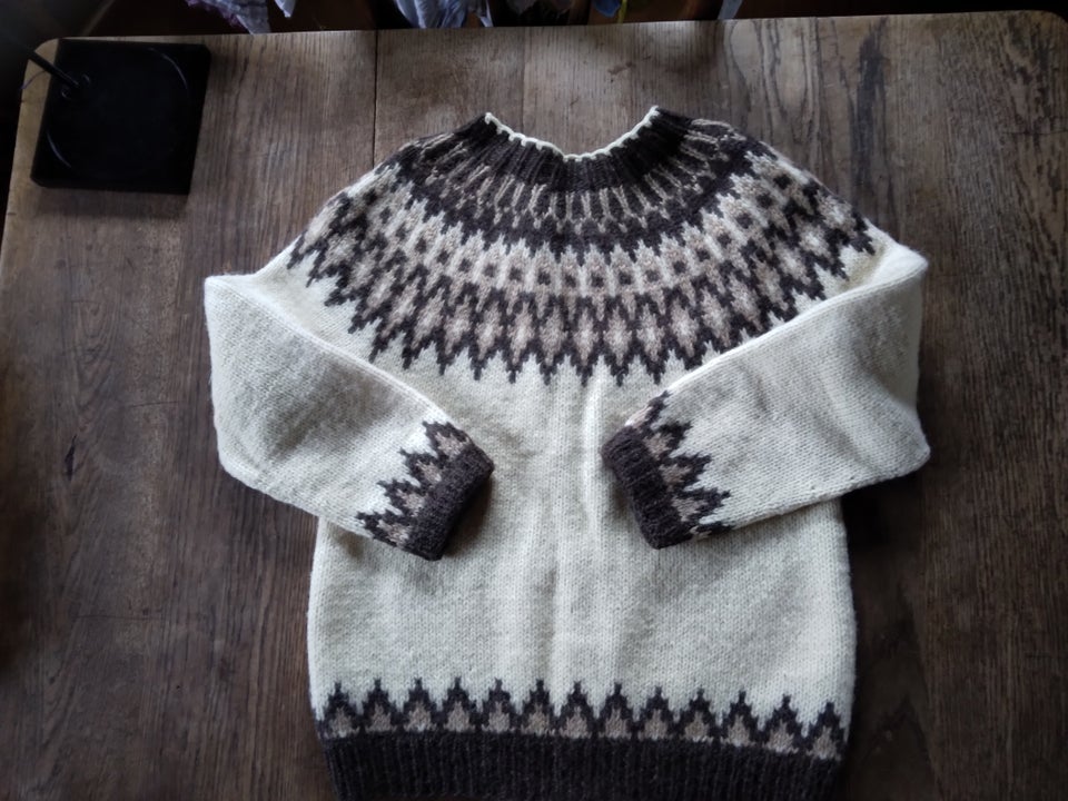 Sweater, Håndstrikket , str. 42