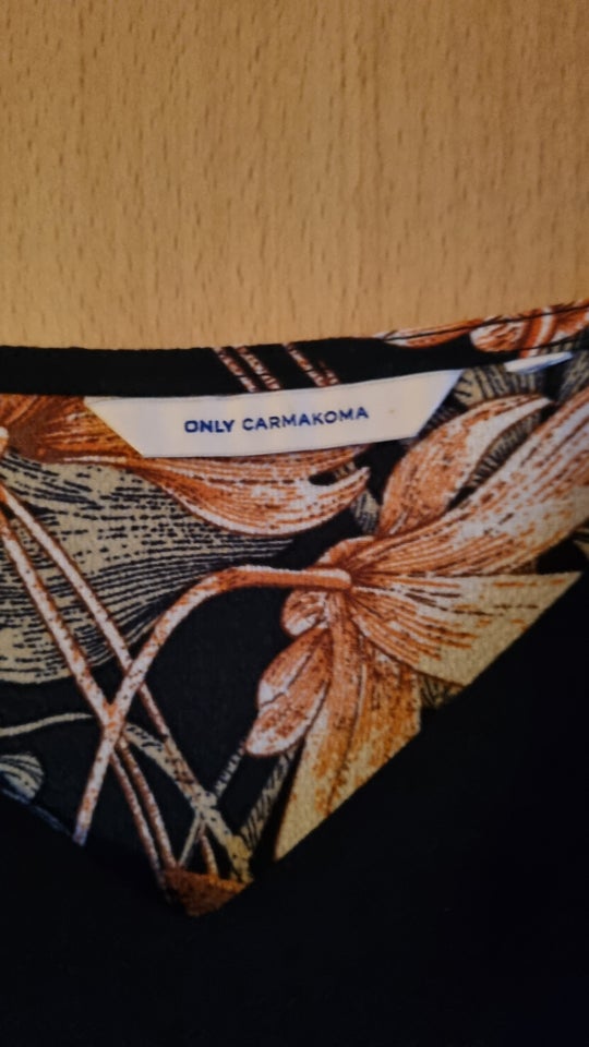 Top, Only Carmakoma, str. 52