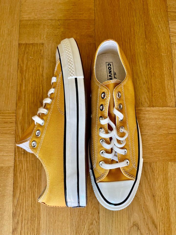 Fritidssko str 425 Converse