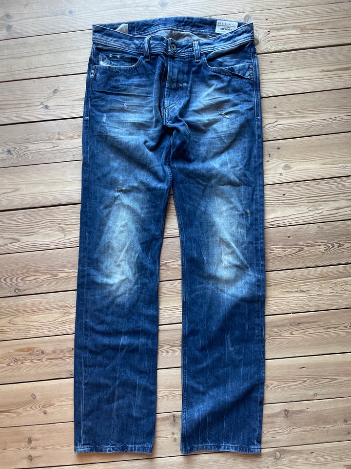 Jeans, Diesel, str. 31