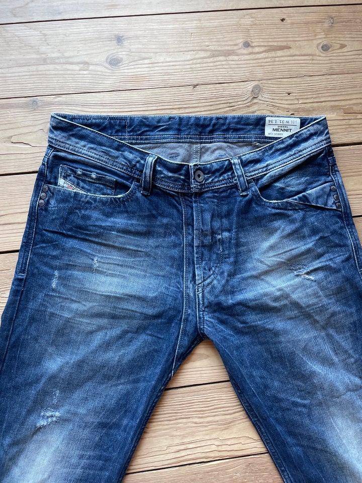 Jeans, Diesel, str. 31