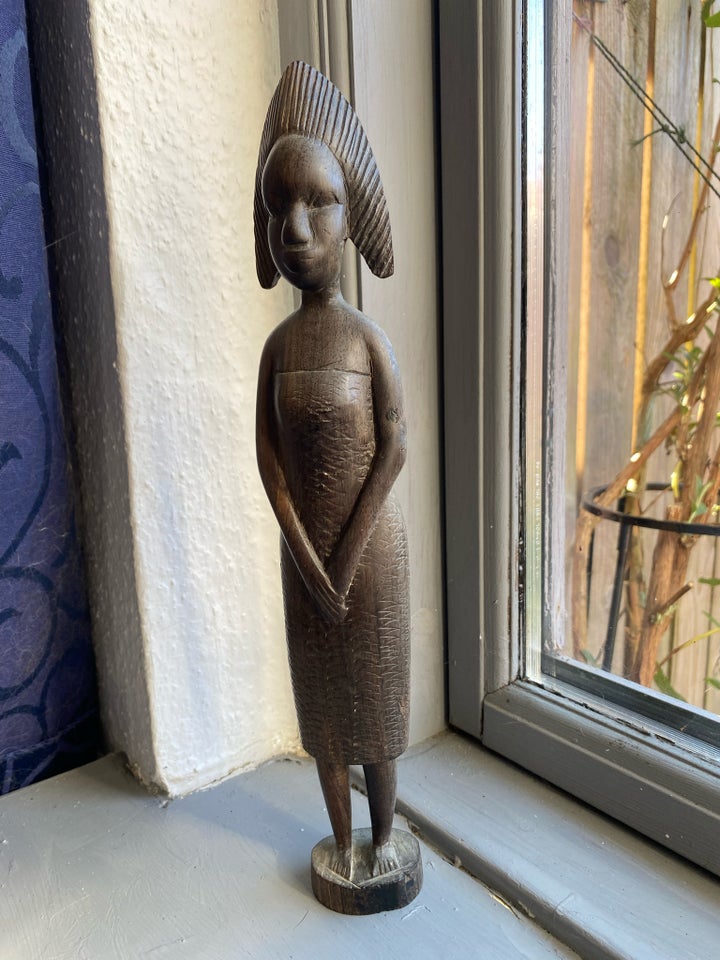 Afrikansk figur, motiv: Kvinde