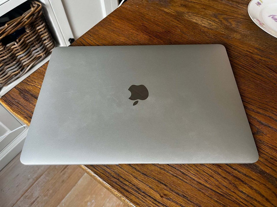 Microsoft Macbook air 13 16 GHZ