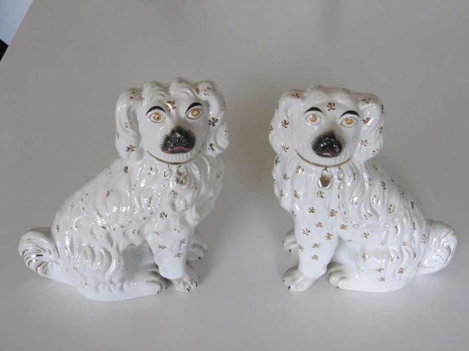 Porcelæns hunde, Porcelæn, 100 år