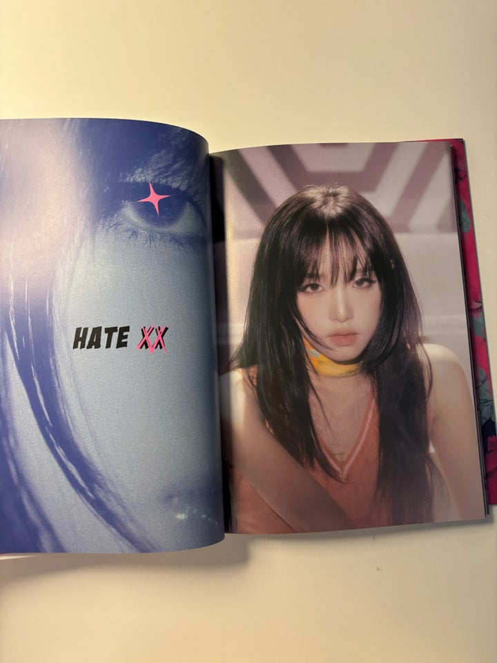 Yena: Hate xx, pop