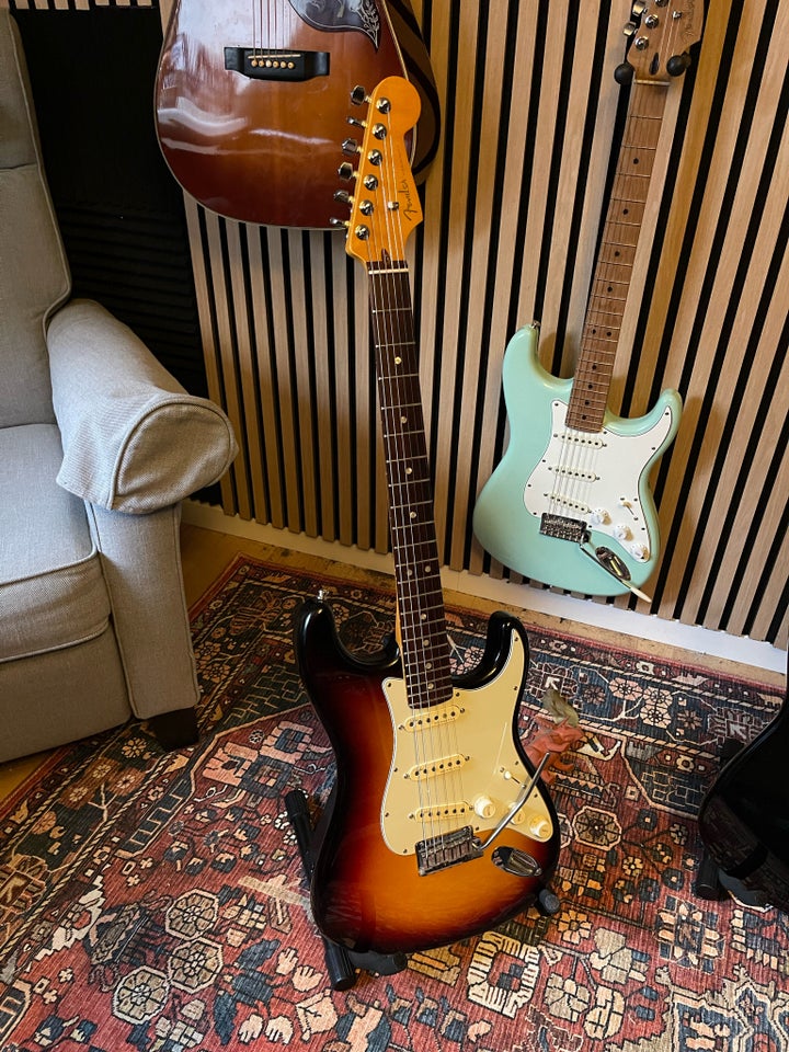 Elguitar, Fender AM Ultra