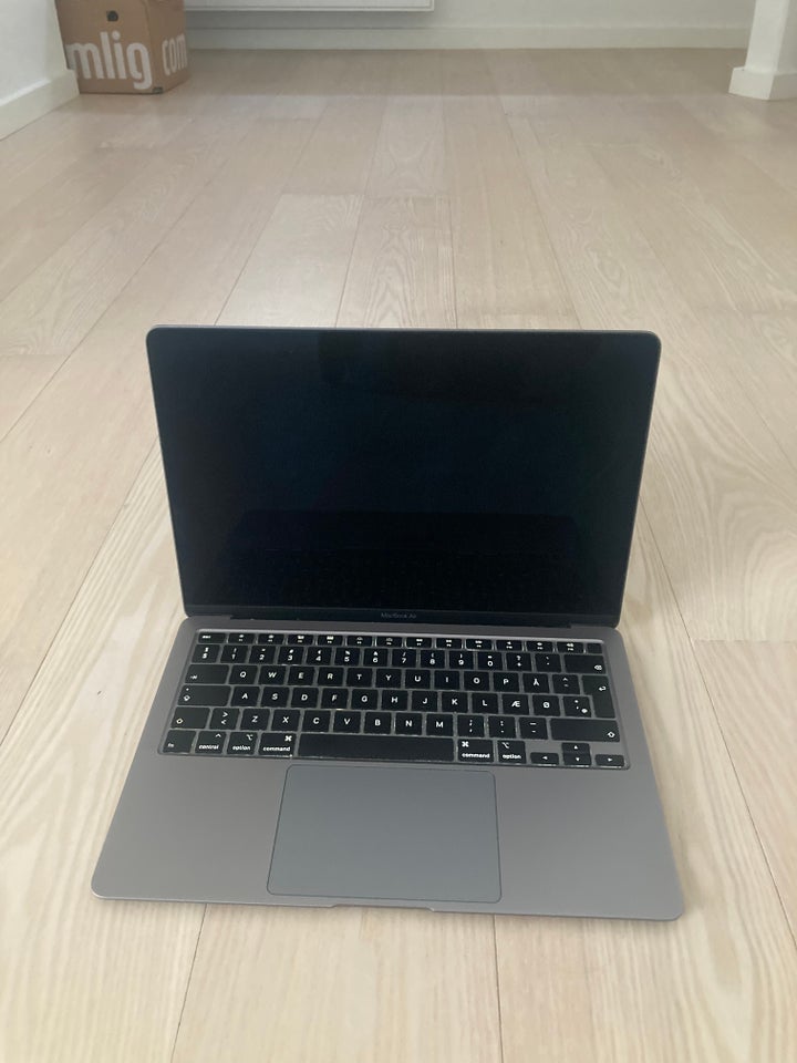 MacBook Air, A2179, 8 GB ram