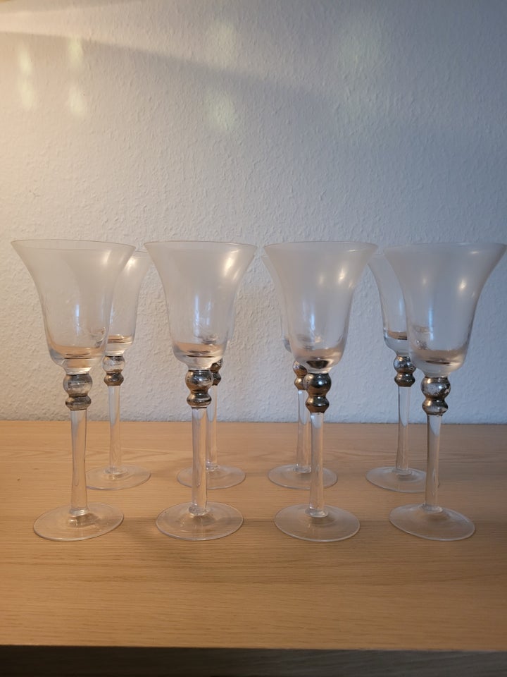 Glas Vinglas