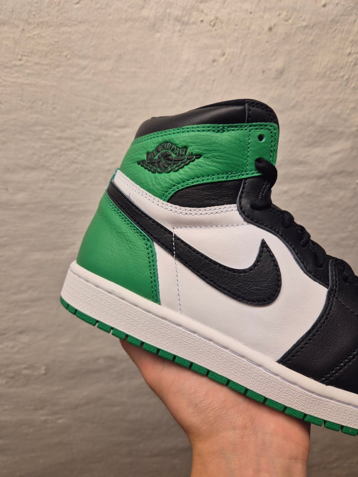 Sneakers, Jordan 1 High Lucky