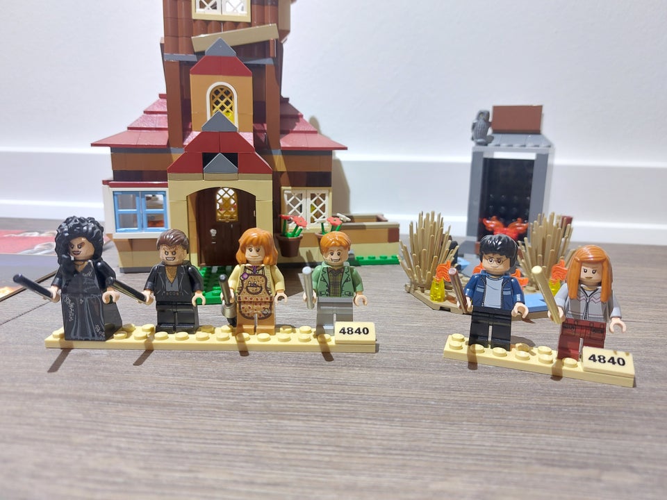 Lego Harry Potter, 4840 The Burrow