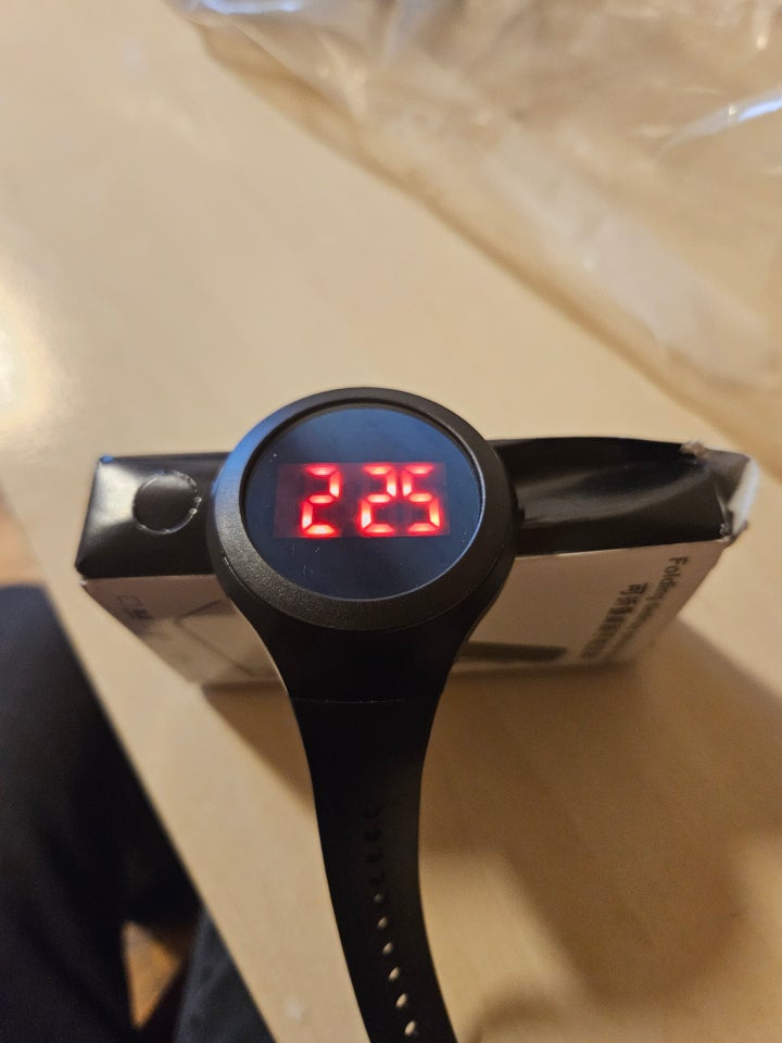 Ur, LED WATCH