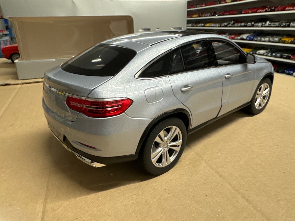 Modelbil, Mercedes GLE Coupe