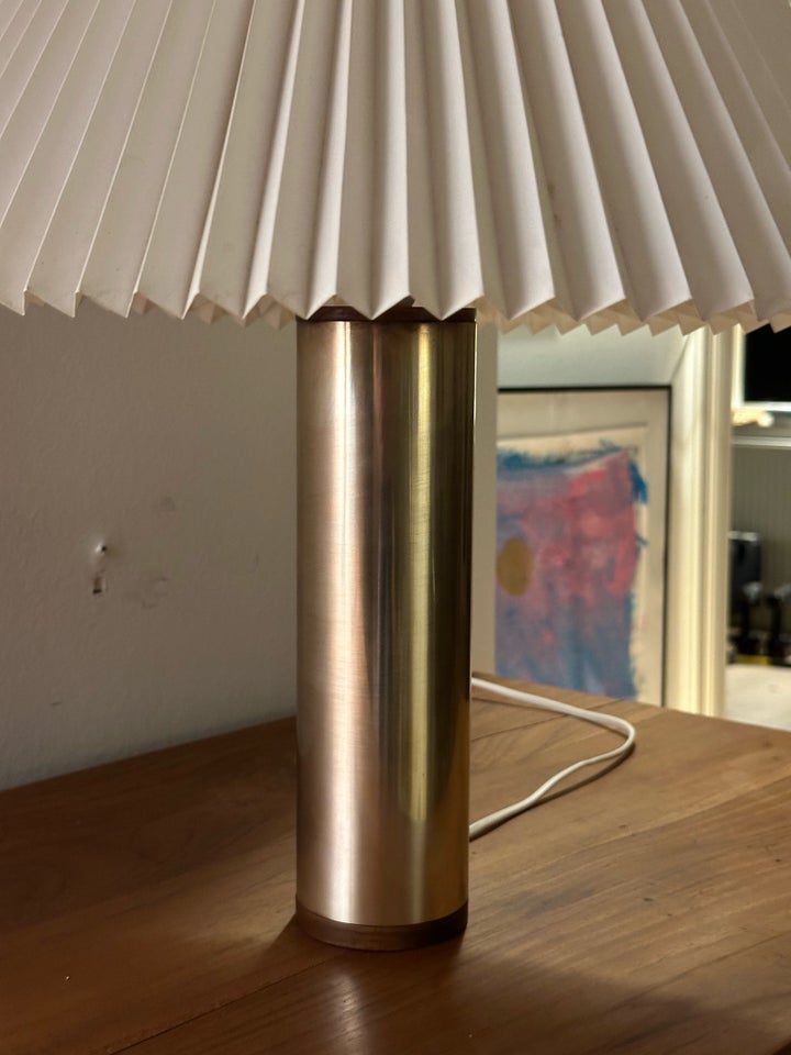 Anden bordlampe Le Klint - “Jo