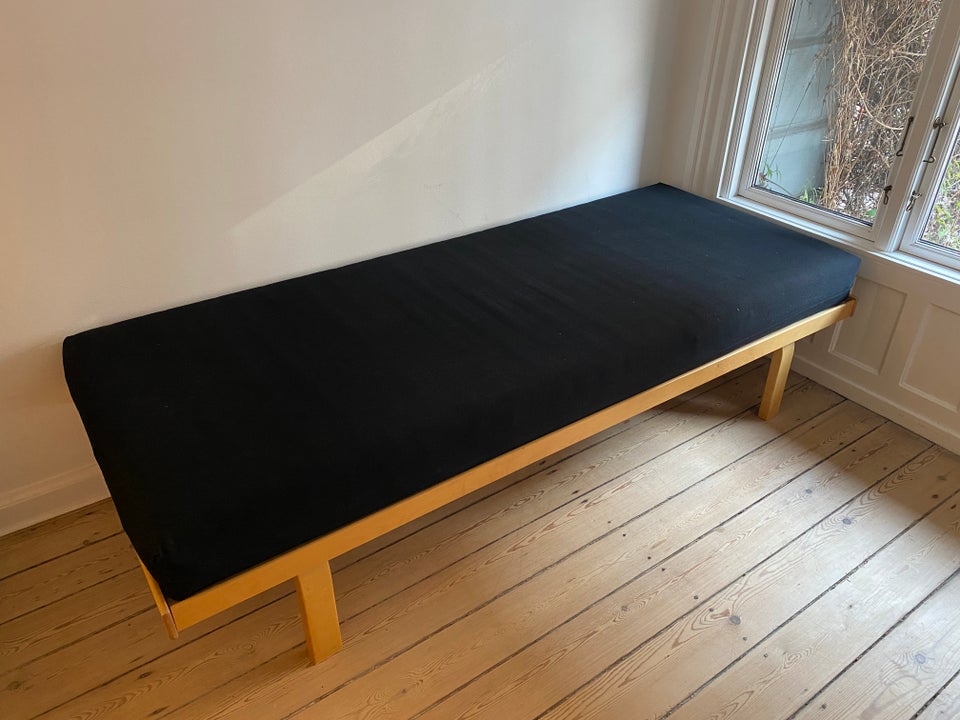 Daybed Alvar Aalto