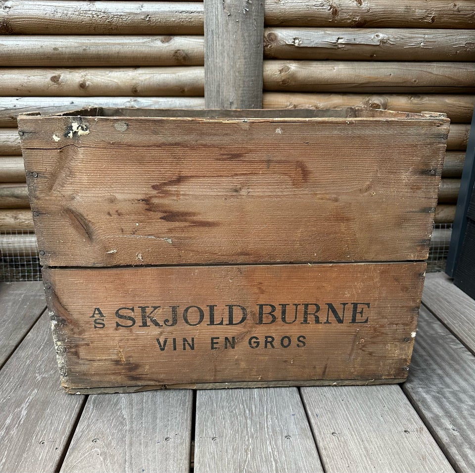 Skjold Burne vin kasse, Skjold