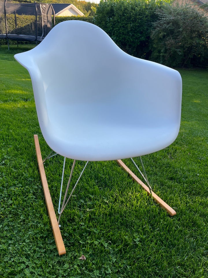 gyngestol, Eames