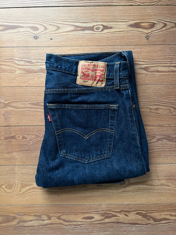 Jeans, Levis, str. 32