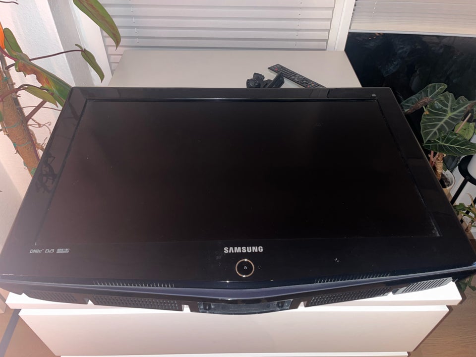 Samsung, 32"