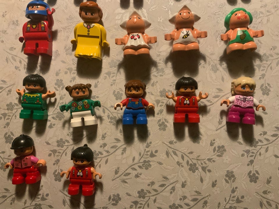 Lego Duplo, Figuer