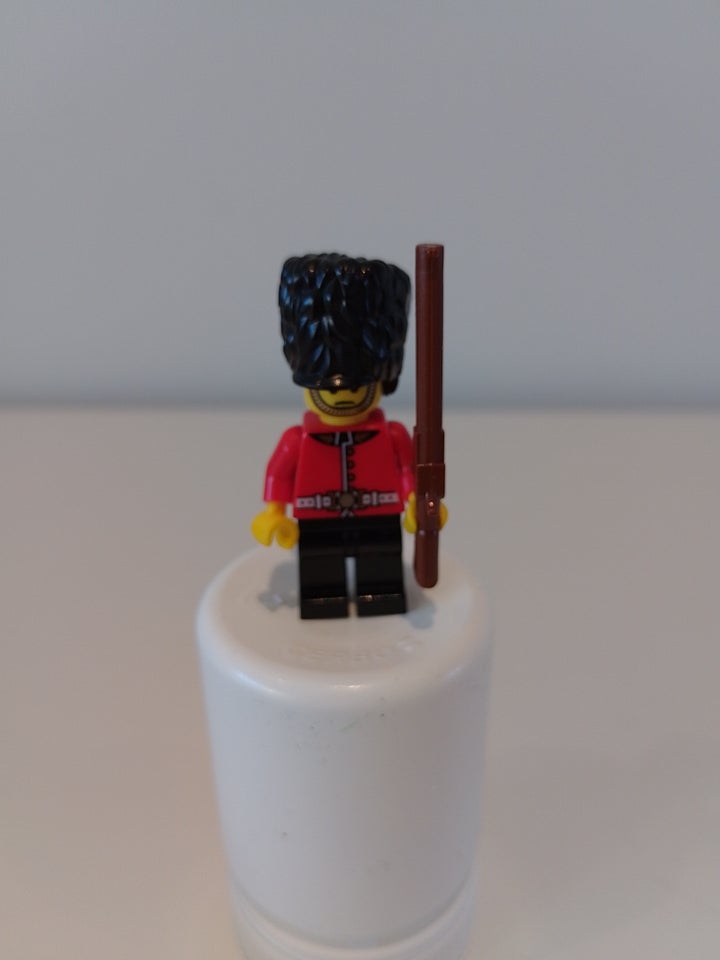 Lego Minifigures, Royal Guard