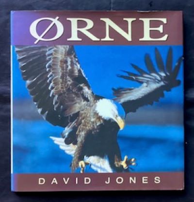 Ørne, David Jones, emne: dyr