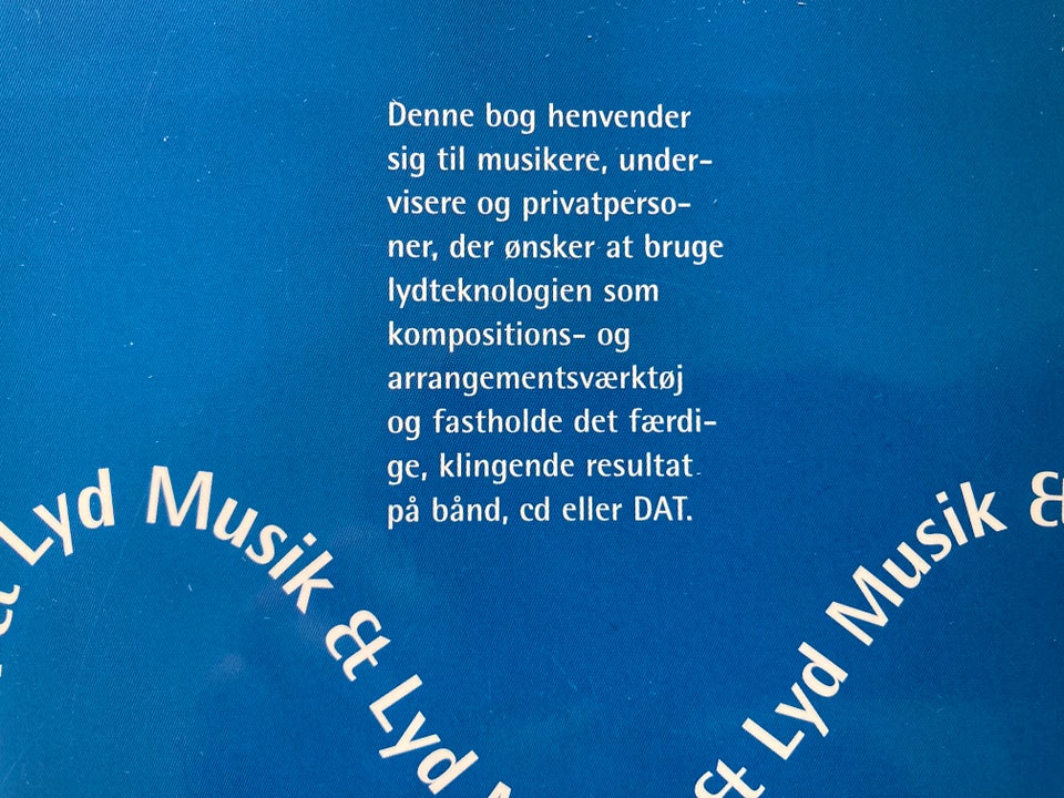 Musik og lyd, Claus Hartvig, år 1999