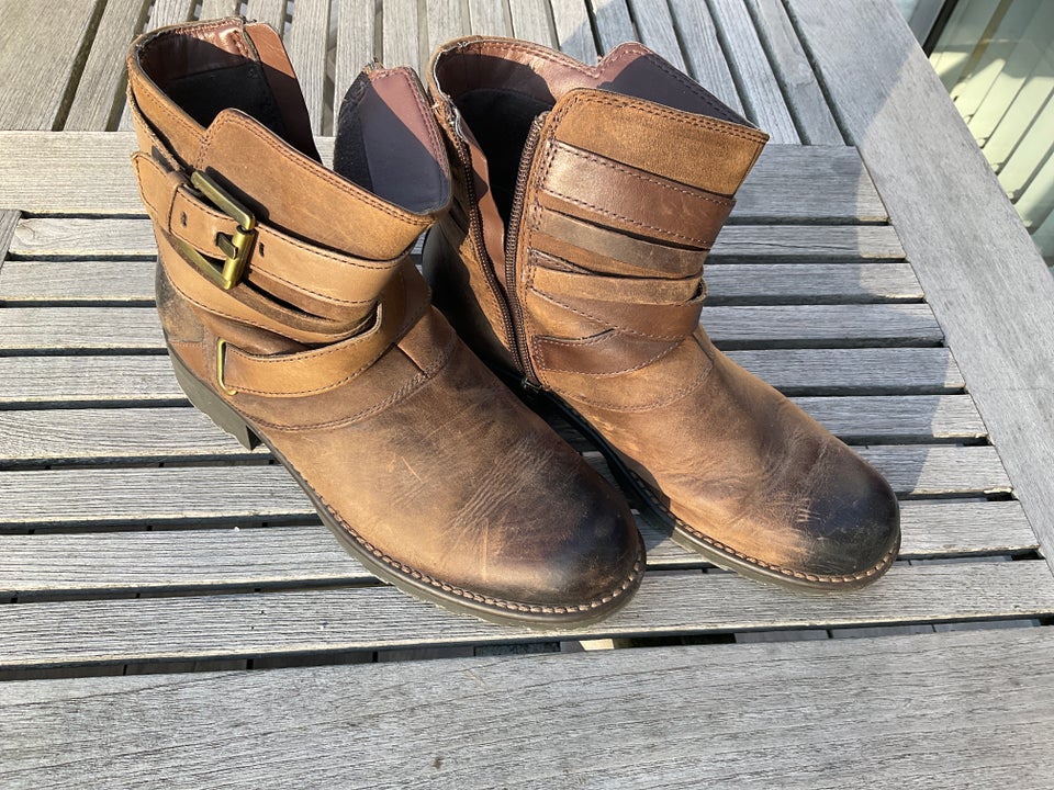 Støvletter str 39 Clarks