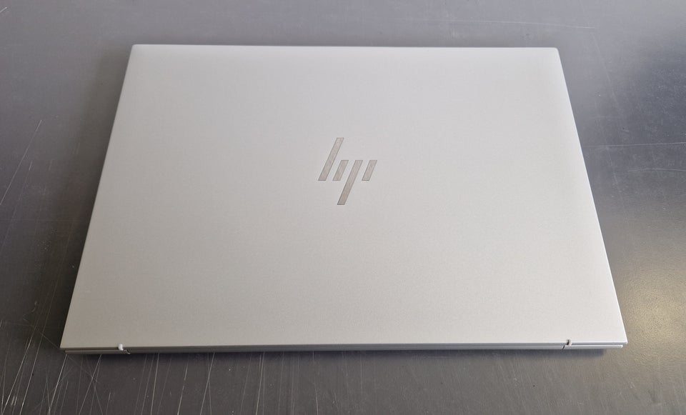 HP EliteBook 860 G10 50 GHz 16 GB