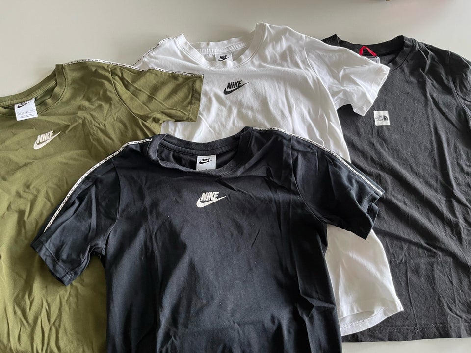 T-shirt T-shirts Nike  The North