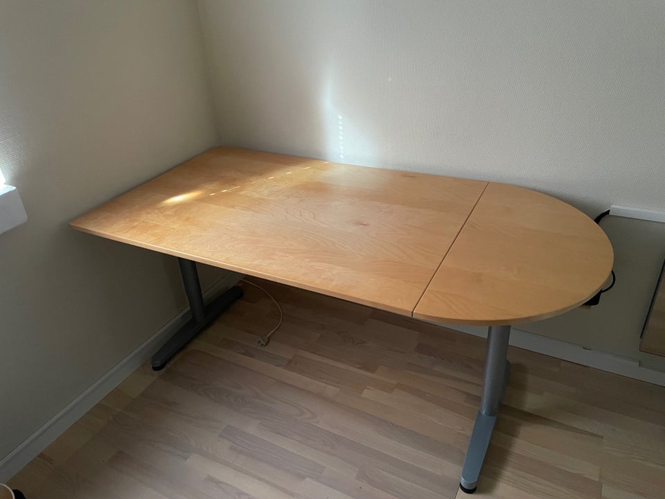 Skrivebord, Ikea, b: 160 d: 80