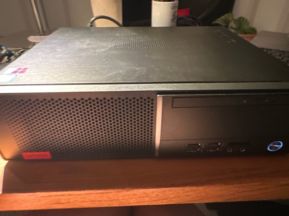 Lenovo, ThinkCenter V520S,