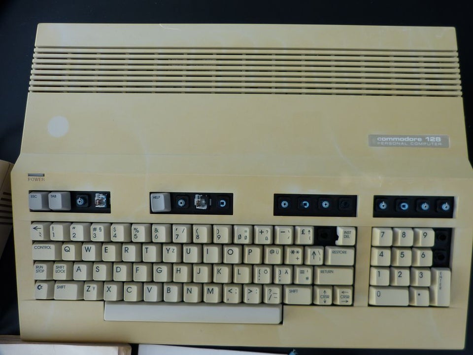 Commodore 128 arkademaskine