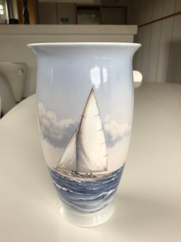 Porcelæn vase Bing  Grøndahl