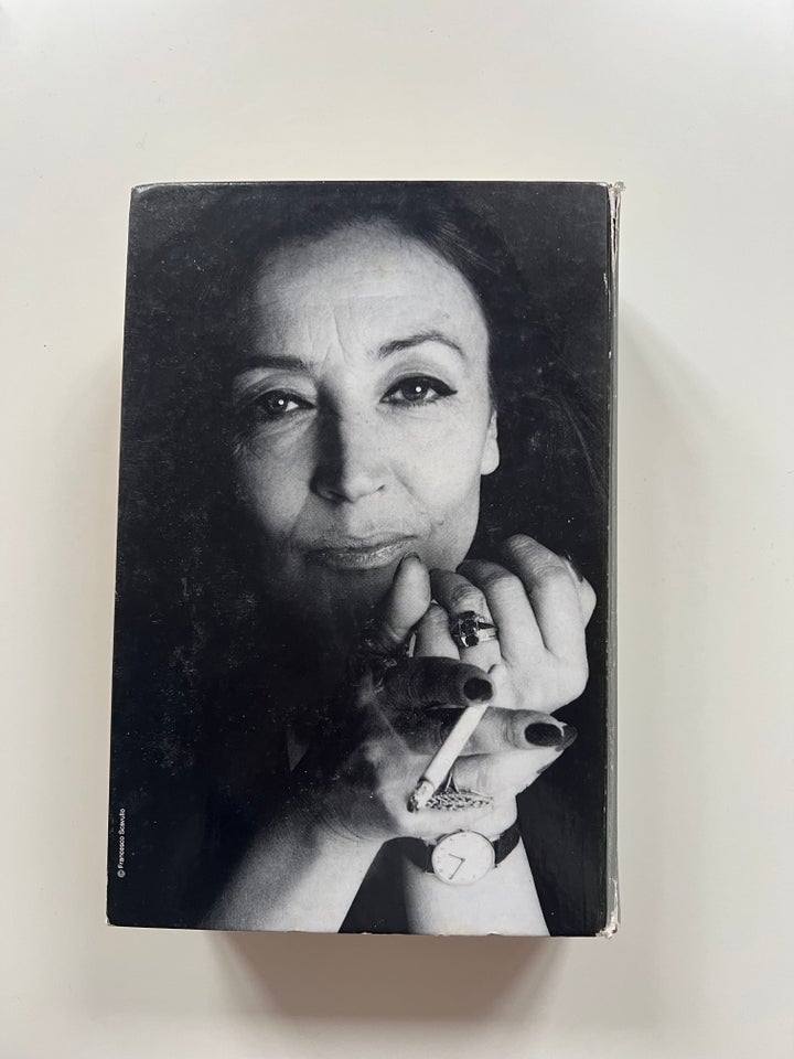 Inshallah, Oriana Fallaci, genre: