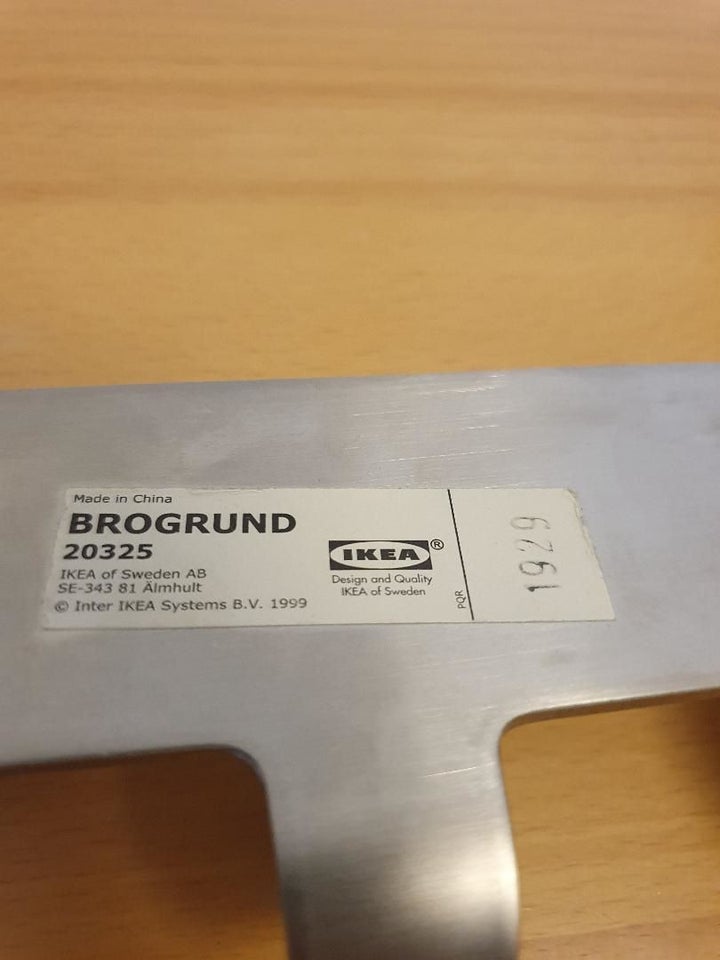 Knage til en dør, Ikea / Brogrund