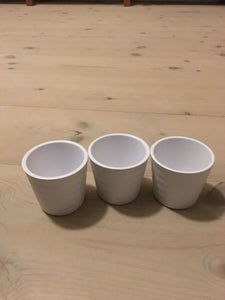 Små urtepotter Ikea