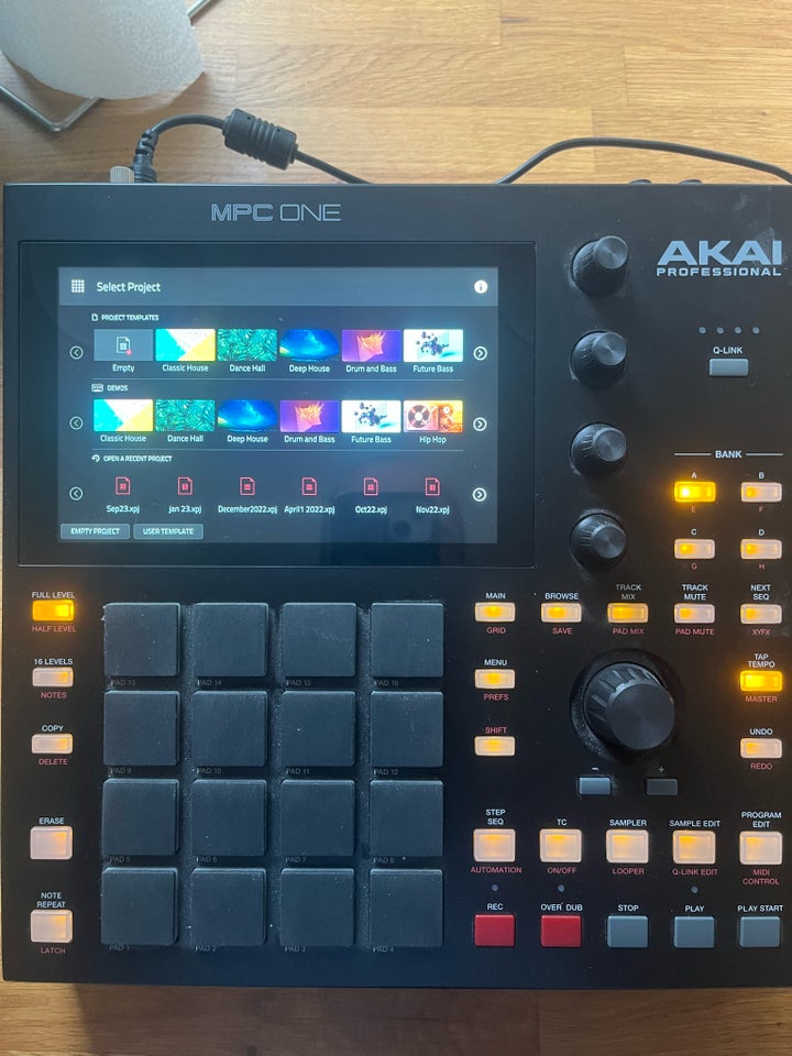 Groovebox, Akai MPC One