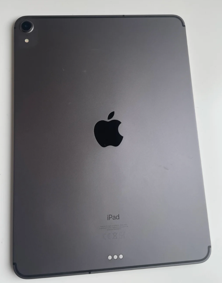 iPad Pro, 64 GB, sort