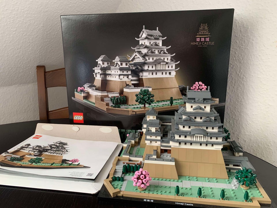 Lego Architecture 21060