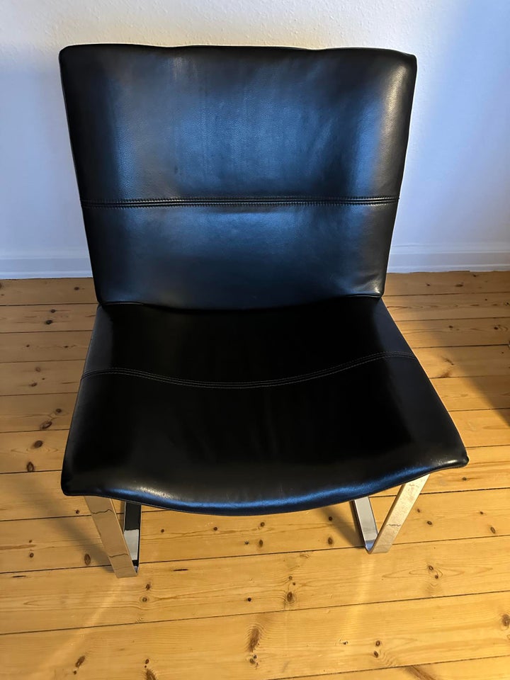 BoConcept, LÆDERLÆNESTOL